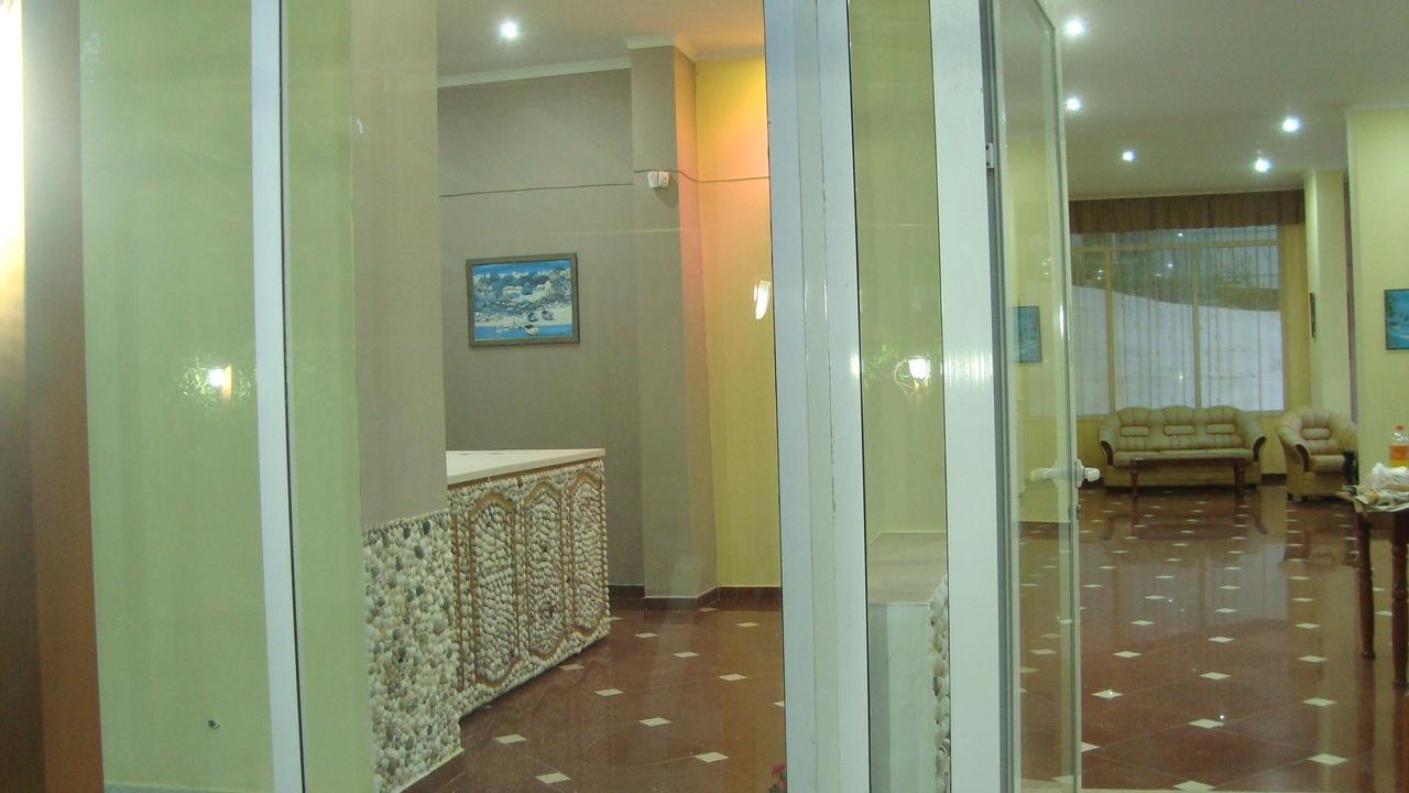 Hotel Blendi Durrës Exteriör bild