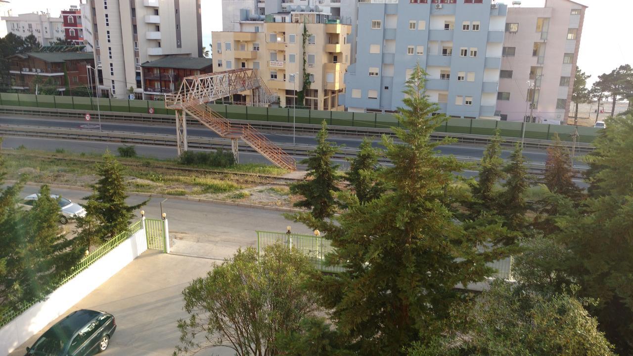 Hotel Blendi Durrës Exteriör bild